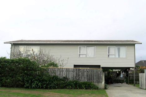 Photo of property in 122 Manly Street, Paraparaumu Beach, Paraparaumu, 5032