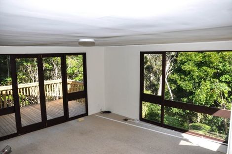 Photo of property in 44 Valley View Road, Glenfield, Auckland, 0629