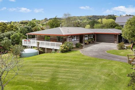Photo of property in 150 Kaipara Road, Papakura, 2582