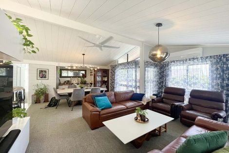 Photo of property in 182 Govett Avenue, Frankleigh Park, New Plymouth, 4310