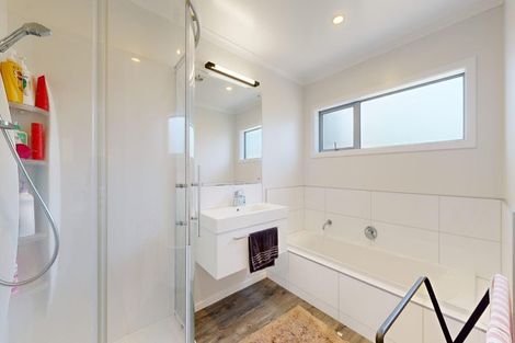 Photo of property in 44 Margaret Shields Avenue, Aotea, Porirua, 5024