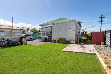 Photo of property in 13 Abbot Street, Gonville, Whanganui, 4501