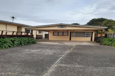 Photo of property in 11 Lyren Place, Half Moon Bay, Auckland, 2012