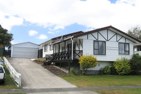 Photo of property in 3 Topeka Grove, Totara Park, Upper Hutt, 5018