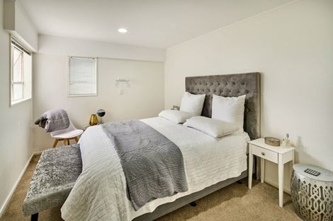 Photo of property in 3/130 Oriental Parade, Oriental Bay, Wellington, 6011