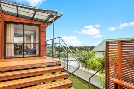 Photo of property in 82 Forest Lake Road, Forest Lake, Hamilton, 3200