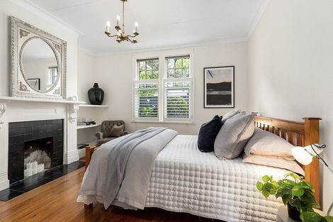 Photo of property in 33 Grant Road, Thorndon, Wellington, 6011