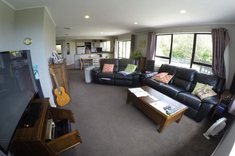 Photo of property in 10 Pump Lane, Whitby, Porirua, 5024