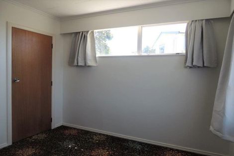 Photo of property in 6b Reese Jones Grove, Maungaraki, Lower Hutt, 5010