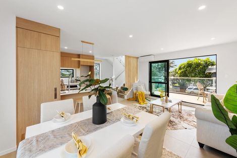 Photo of property in 28c Walker Road, Point Chevalier, Auckland, 1022