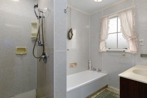 Photo of property in 124 California Drive, Totara Park, Upper Hutt, 5018