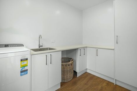 Photo of property in 23 Pukatea Street, Eastbourne, Lower Hutt, 5013