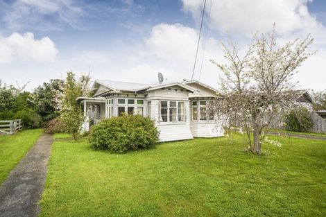 Photo of property in 66 Alexandra Street, Marton, 4710