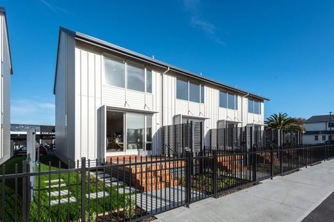 Photo of property in 136 Seaview Road, New Brighton, Christchurch, 8061