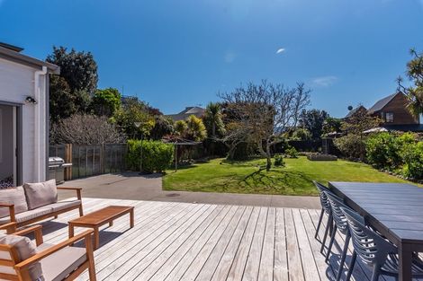 Photo of property in 5 Falla Street, Paraparaumu Beach, Paraparaumu, 5032