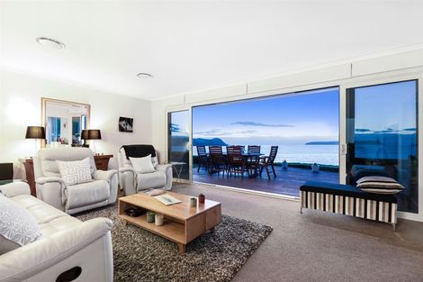 Photo of property in 11 Motuhara Road, Plimmerton, Porirua, 5026