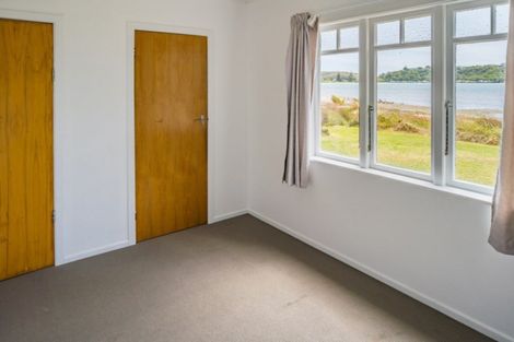 Photo of property in 57-59 Seaview Road, Paremata, Porirua, 5024