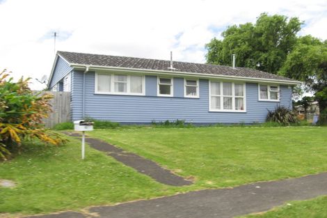 Photo of property in 12 Heyford Close, Mangere, Auckland, 2022