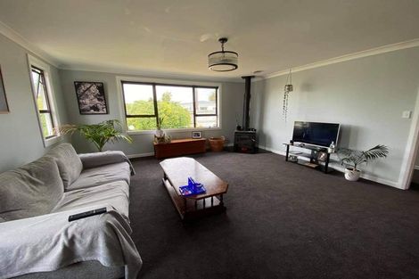Photo of property in 10 Cornwall Street, Eltham, 4322