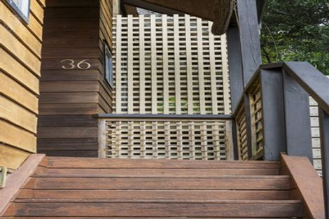 Photo of property in 2/36 Beulah Avenue, Rothesay Bay, Auckland, 0630