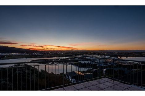 Photo of property in 76 Cannon Hill Crescent, Mount Pleasant, Christchurch, 8081