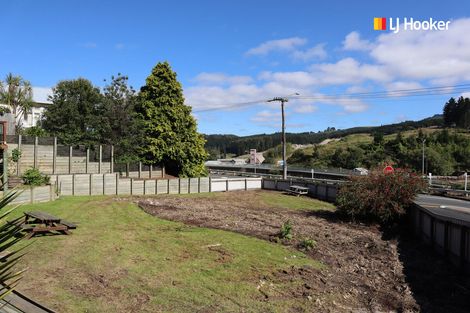 Photo of property in 86 Main South Road, Green Island, Dunedin, 9018