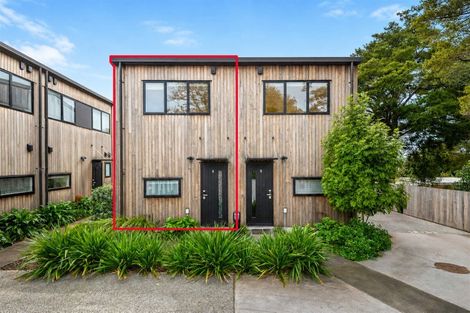 Photo of property in 11/63 Hillcrest Avenue, Hillcrest, Auckland, 0627