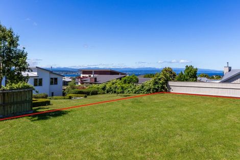 Photo of property in 9 Carpentras Way, Nukuhau, Taupo, 3330