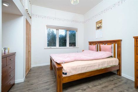 Photo of property in 130 Te Pua School Road, Helensville, 0875