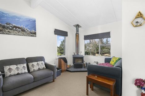 Photo of property in 1566 Dunback-morrisons Road, Waynes, Palmerston, 9483