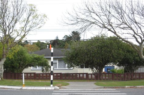 Photo of property in 58 Glen Road, Stokes Valley, Lower Hutt, 5019