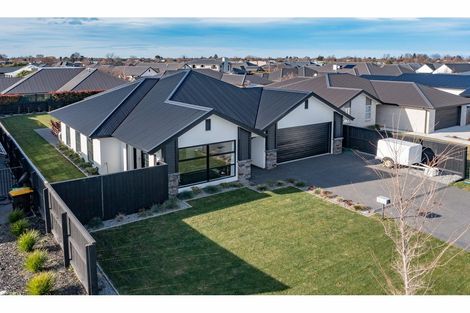 Photo of property in 23 Valour Drive, Rangiora, 7400