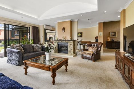 Photo of property in 70 Manor Park, Sunnyhills, Auckland, 2010