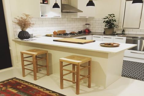 Photo of property in 17 Tanera Crescent, Brooklyn, Wellington, 6021