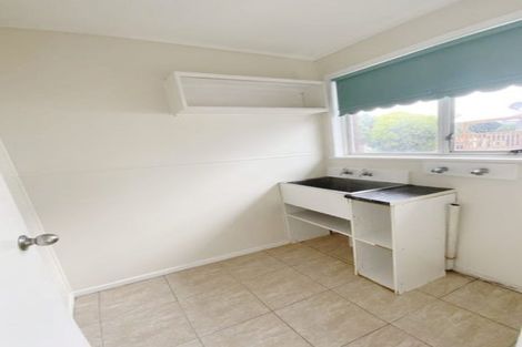 Photo of property in 3 Reelick Avenue, Pakuranga Heights, Auckland, 2010