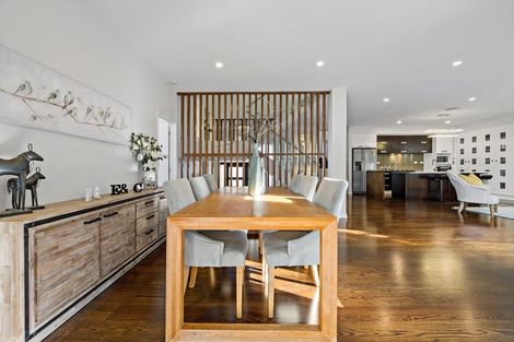 Photo of property in 52 Corricvale Way, Northcross, Auckland, 0630