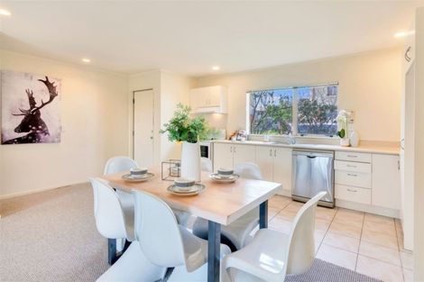 Photo of property in 13 Duxfield Drive, Ranui, Auckland, 0612