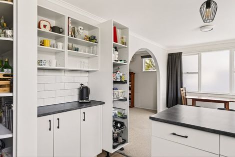 Photo of property in 16 Seymour Road, Inner Kaiti, Gisborne, 4010