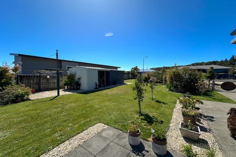 Photo of property in 12 Mcdonald Place, Collingwood, 7073