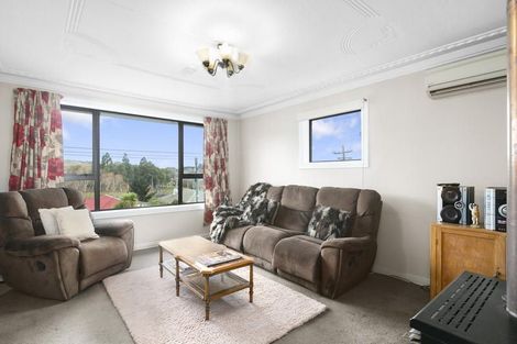 Photo of property in 15 Waldron Crescent, Green Island, Dunedin, 9018