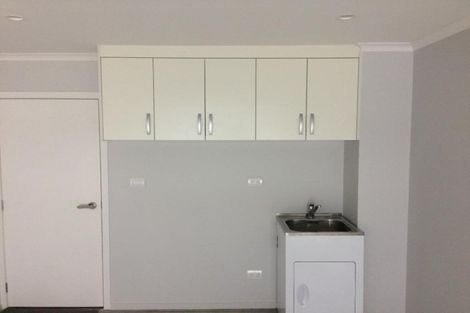 Photo of property in 1/11 Crosher Place, Silverdale, Hamilton, 3216