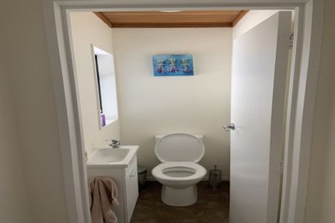 Photo of property in 10 Halswater Drive, Churton Park, Wellington, 6037