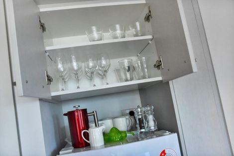 Photo of property in Queen's Residences, 2004/8 Airedale Street, Auckland Central, Auckland, 1010