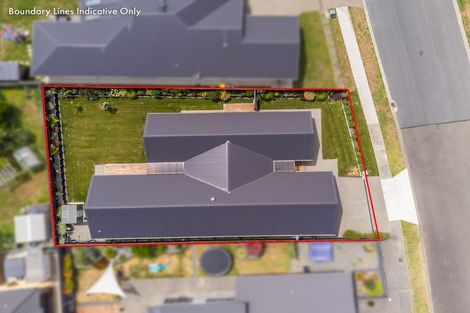 Photo of property in 99 The Drive, Paraparaumu Beach, Paraparaumu, 5032