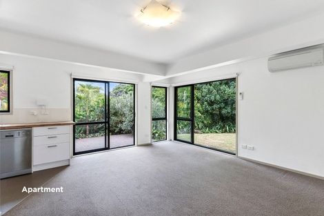 Photo of property in 50 Lagoon Way, West Harbour, Auckland, 0618