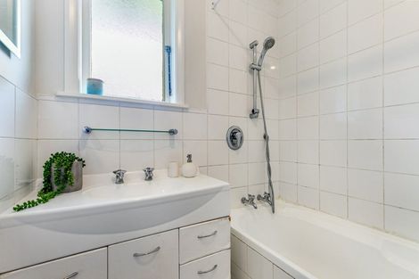 Photo of property in 1/15 Scott Road, Papakura, 2110