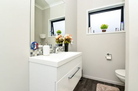 Photo of property in 3/16 Jones Crescent, Melville, Hamilton, 3206