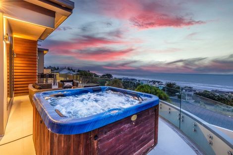 Photo of property in 3 The Palms, Raumati Beach, Paraparaumu, 5032