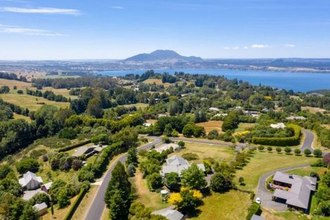 Photo of property in 22 Blue Ridge Drive, Acacia Bay, Taupo, 3385