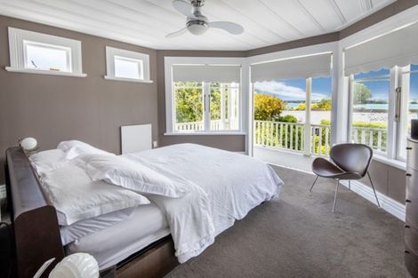 Photo of property in 1 Kerr Street, Devonport, Auckland, 0624